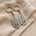 Llavero con dije rectangular de acero personalizado con texto o diseño