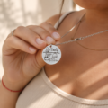 Dije circular de acero con cadenita personalizado con texto o diseño