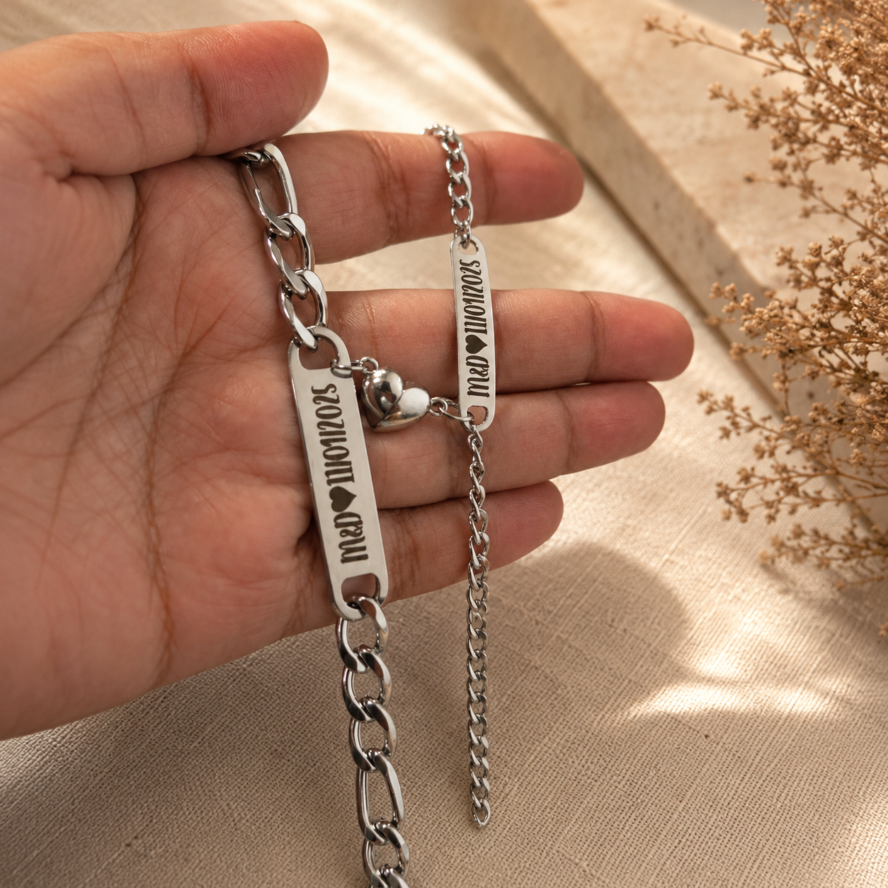 Pulseras con imán plateadas personalizadas - Imagen 3