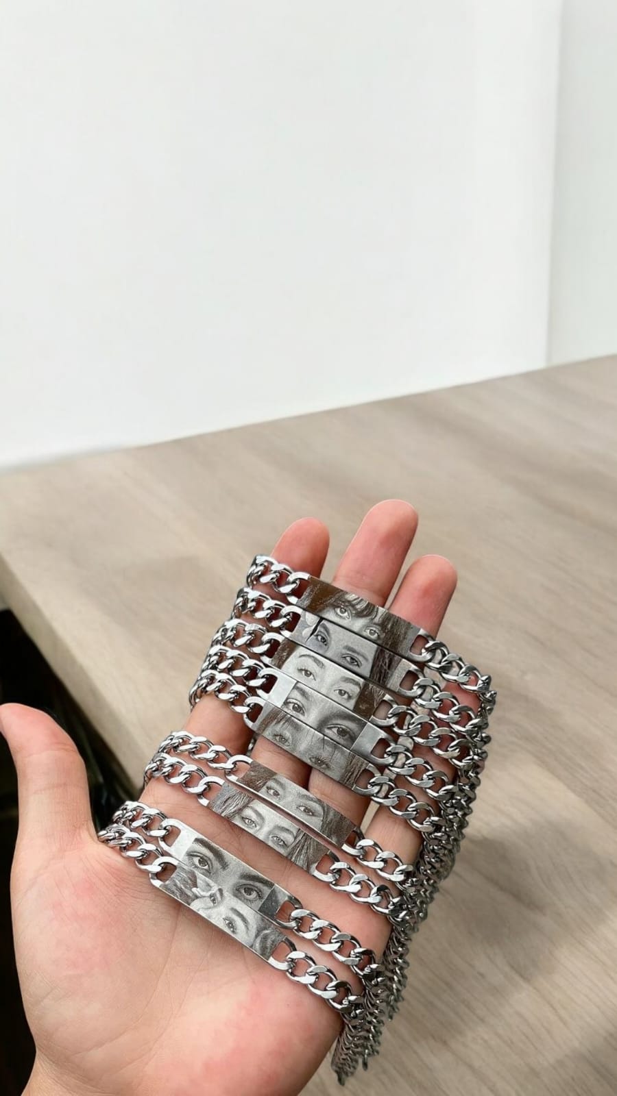Pulsera rectangular de acero plateada personalizada con foto de mirada - Imagen 4