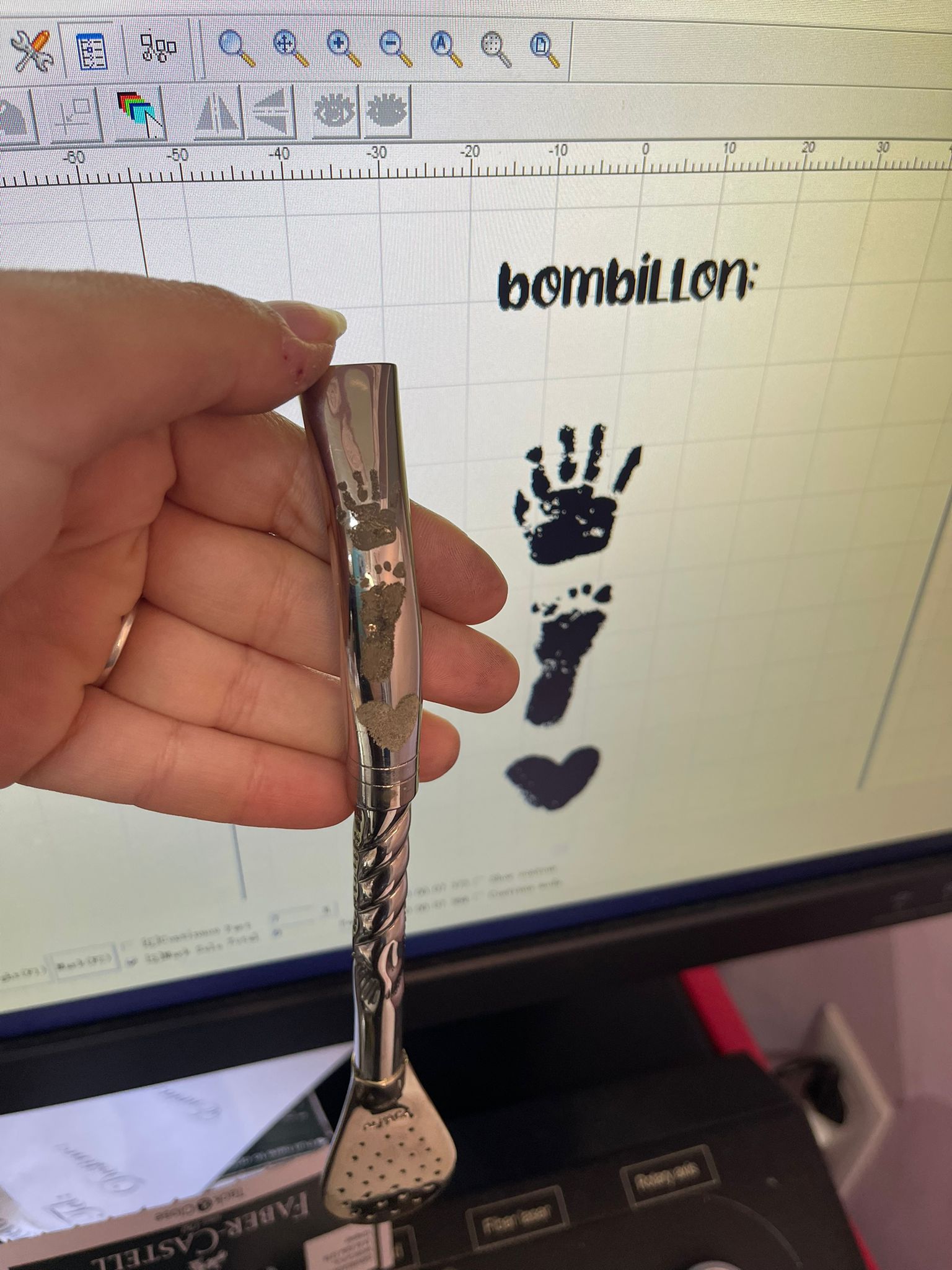 Bombillón de alpaca personalizado con grabado láser
