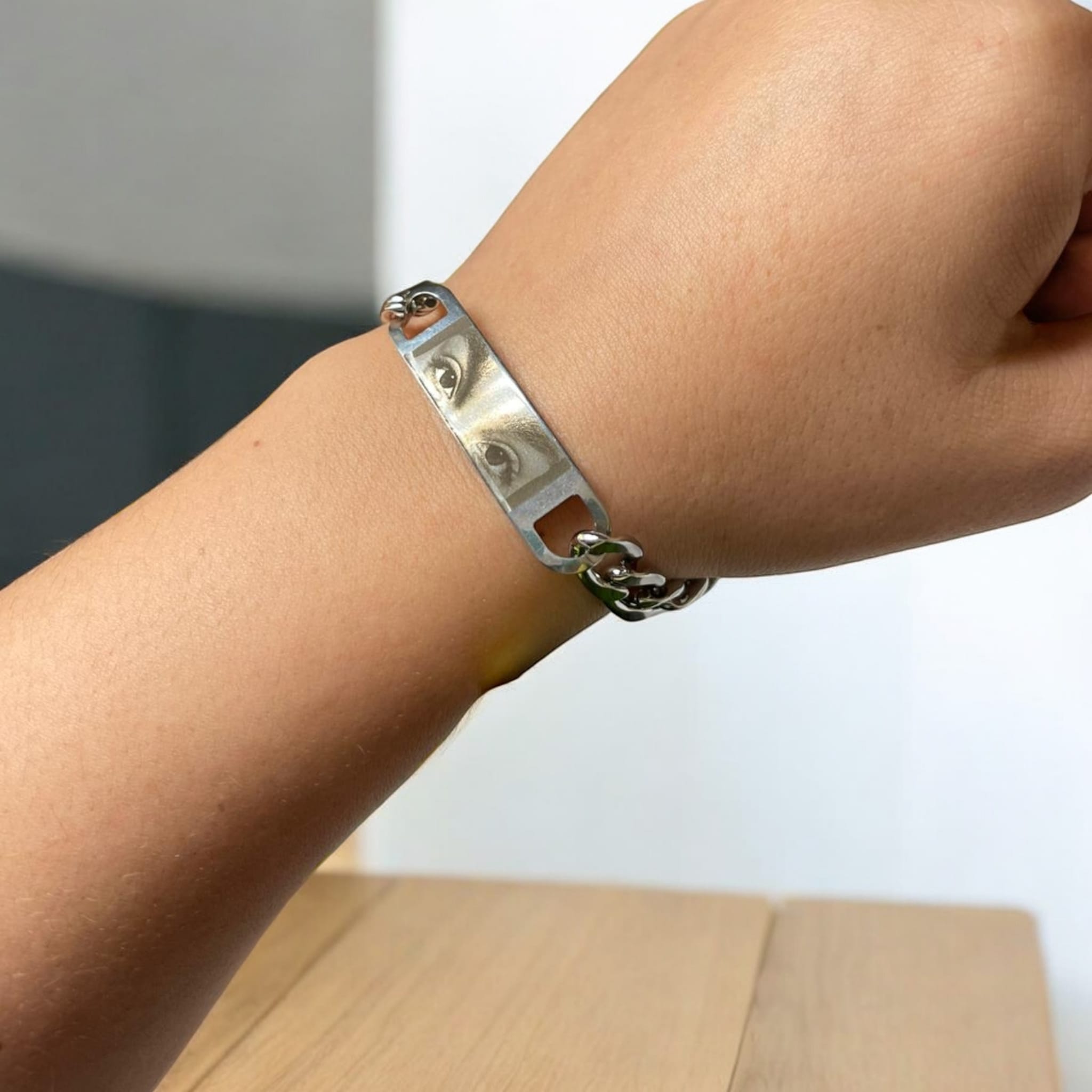 Pulsera rectangular de acero plateada personalizada con foto de mirada